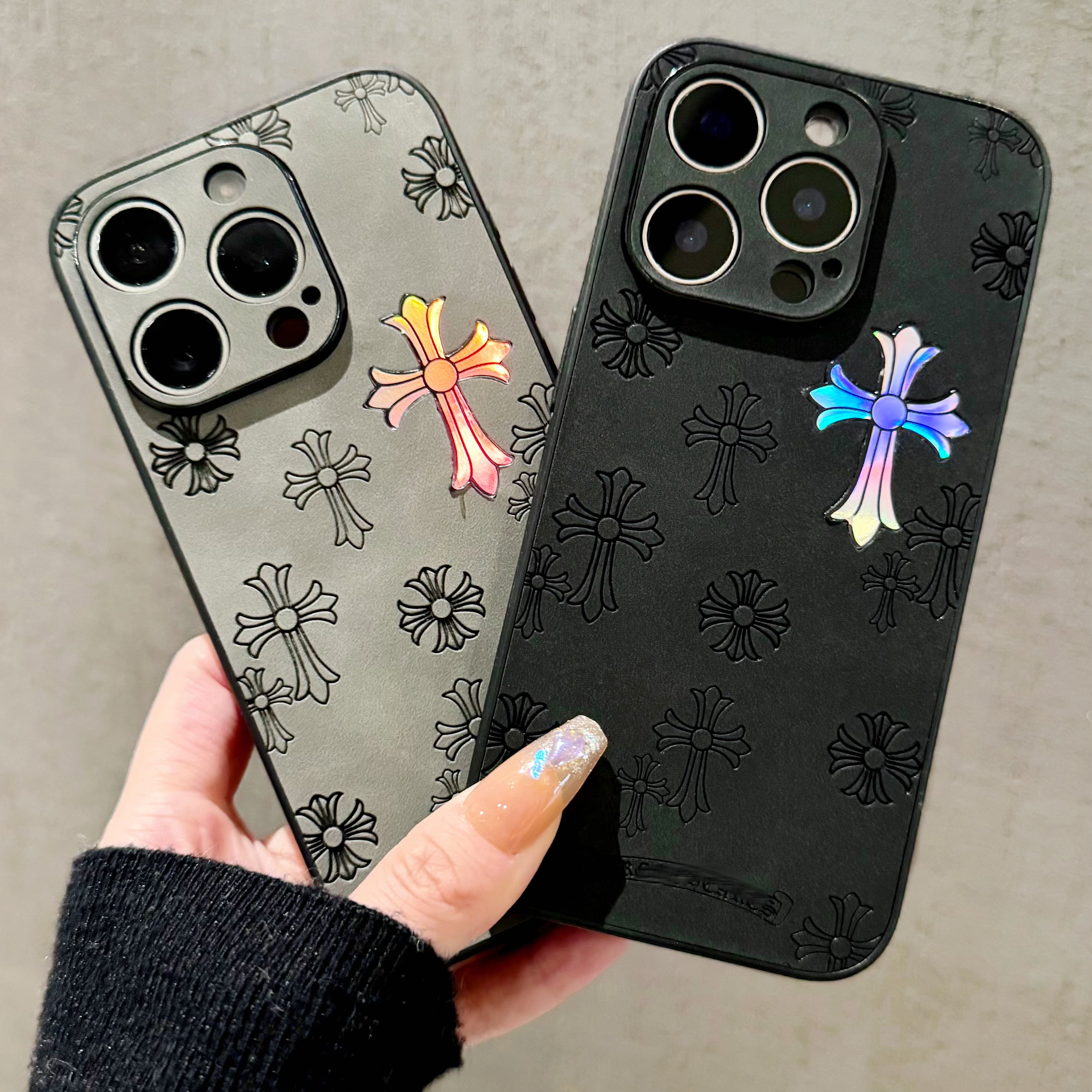 Colder Minimalist iPhone Case | Black & Titanium Gray